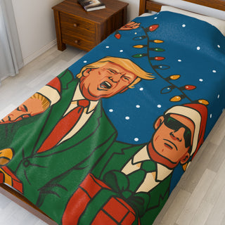 Holiday Famous Pose Plush Blanket